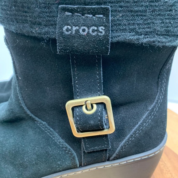 Crocs Black Suede Buckle Ankle Boots W7 Fleece Lined Comfort Platform Cozy - Picture 9 of 13
